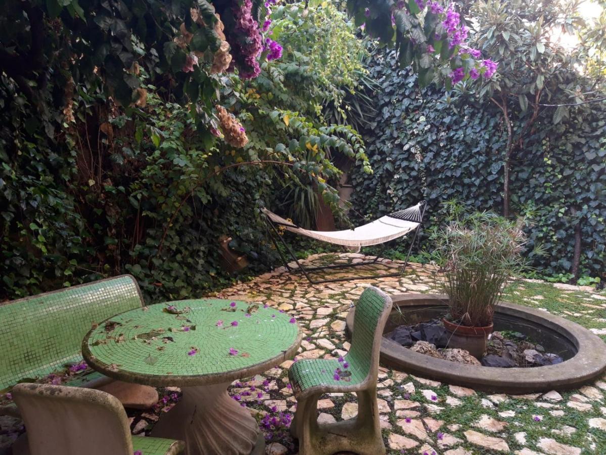 Vatican Fairytale Garden Gasthuis *